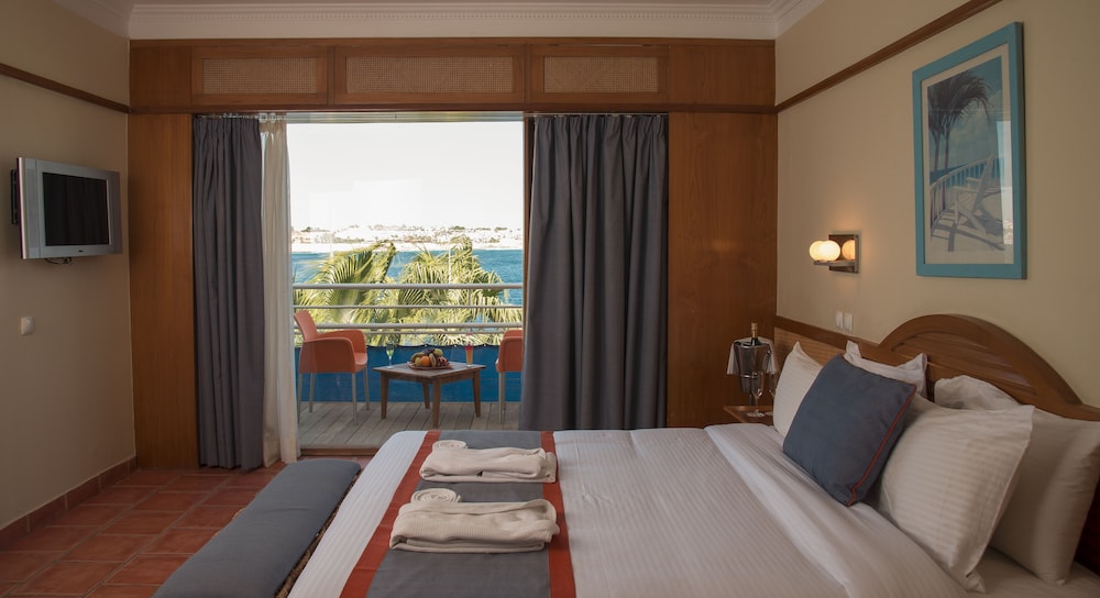 Lido Sharm Hotel Naama Bay — Hotel rooms in Sharm El Sheikh, Red Sea