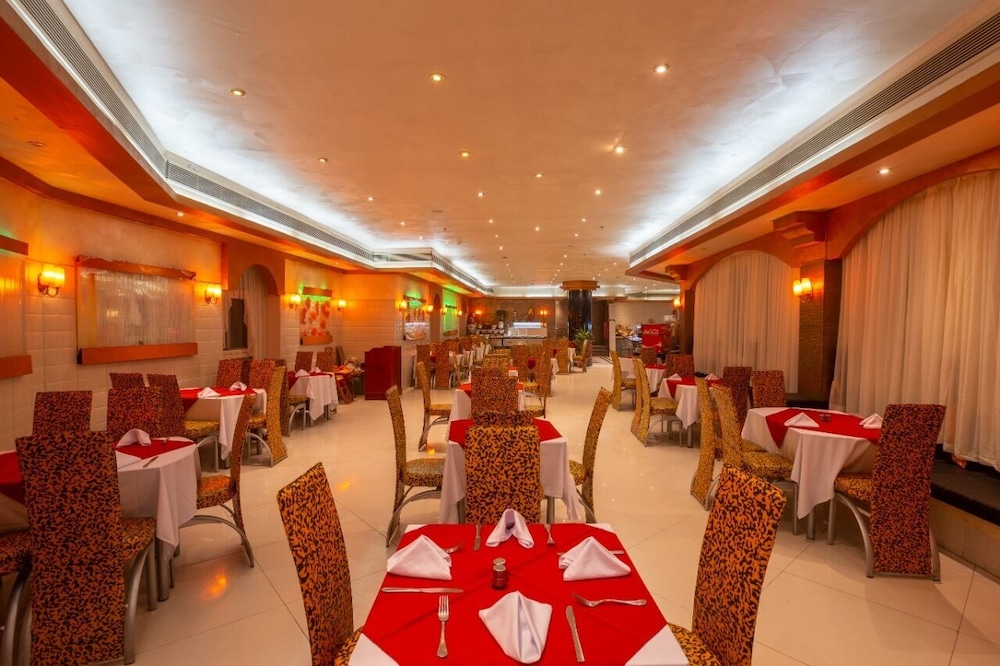Sphinx Aqua Park Beach Resort - All Inclusive — Restaurant & bars in Hurghada, Red Sea