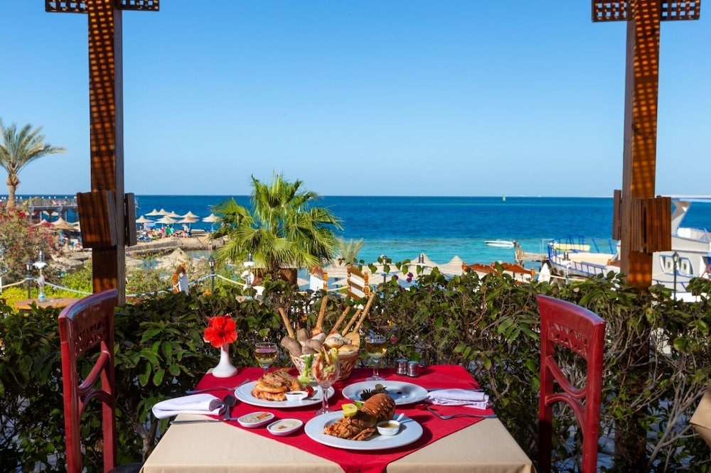 Sphinx Aqua Park Beach Resort - All Inclusive — Restaurant & bars in Hurghada, Red Sea