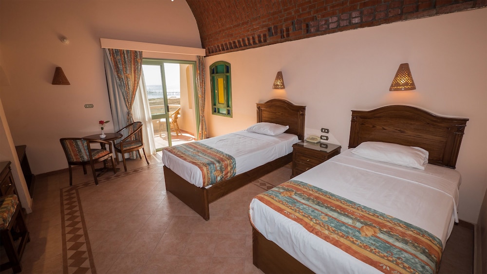Shams Alam Beach Resort - All inclusive — Hotel rooms in Marsa Alam, Red Sea