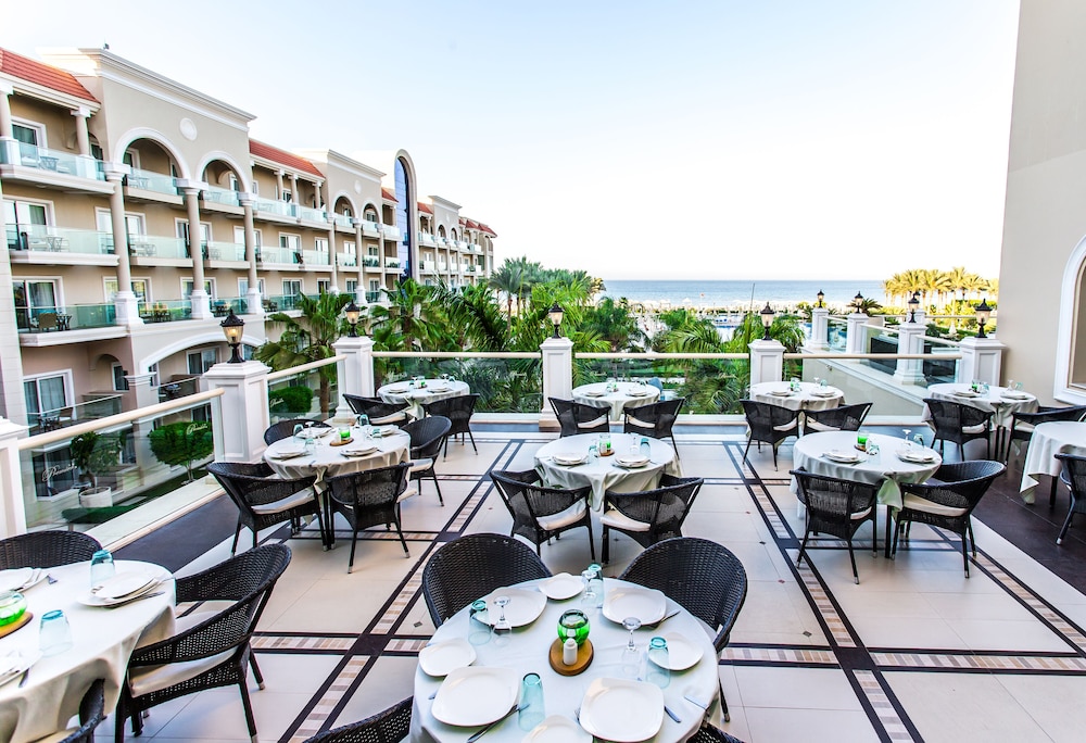 Premier Le Reve Hotel & Spa Sahl Hashesh -Adults Only — Restaurant in Sahl Hasheesh, Red Sea