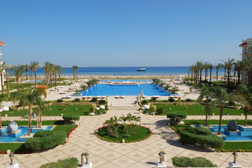 Premier Le Reve Hotel & Spa Sahl Hashesh -Adults Only — Main photo in Sahl Hasheesh, Red Sea
