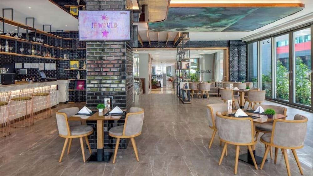 Lionel Hotel Istanbul — Restaurant & bars in Istanbul, Istanbul