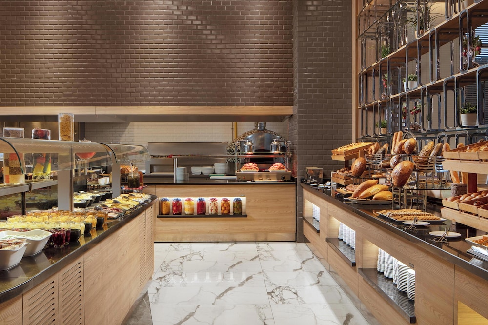 Lionel Hotel Istanbul — Restaurant & bars in Istanbul, Istanbul
