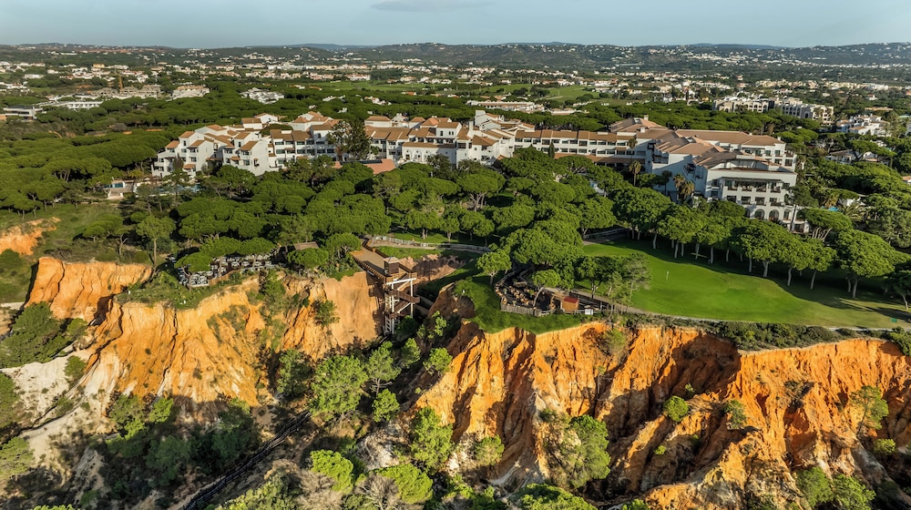 Pine Cliffs Village — Attractions in the area in Albufeira, Faro