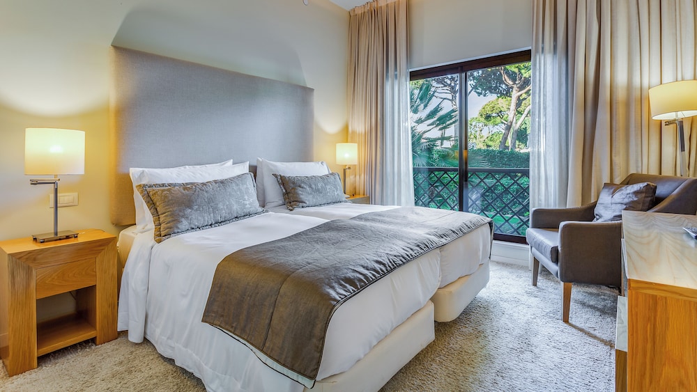 Pine Cliffs Village — Hotel rooms in Albufeira, Faro