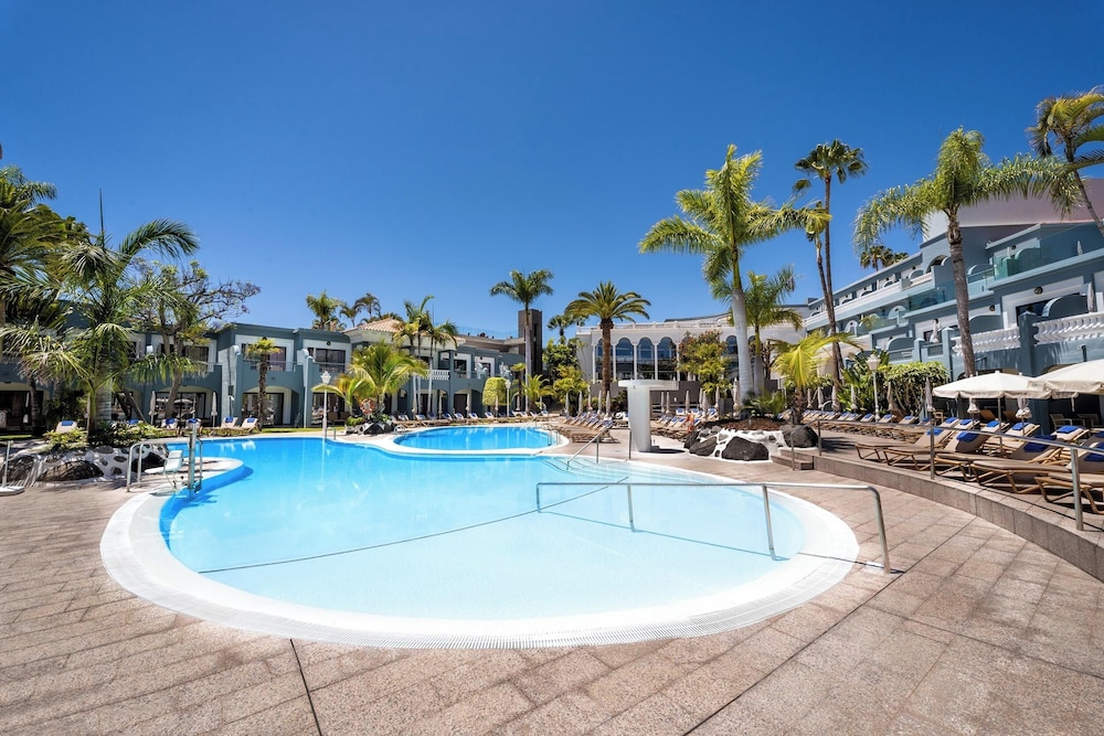 Hotel Colón Guanahaní Adults Only — Swimming pool in Costa Adeje, Canary Islands