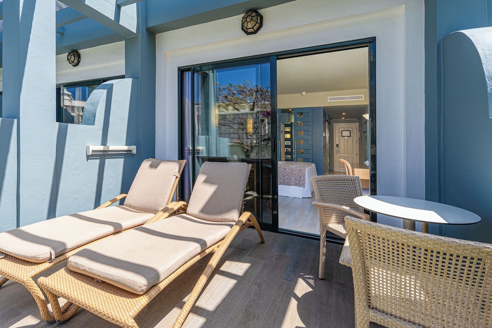 Hotel Colón Guanahaní Adults Only — Hotel rooms in Costa Adeje, Canary Islands