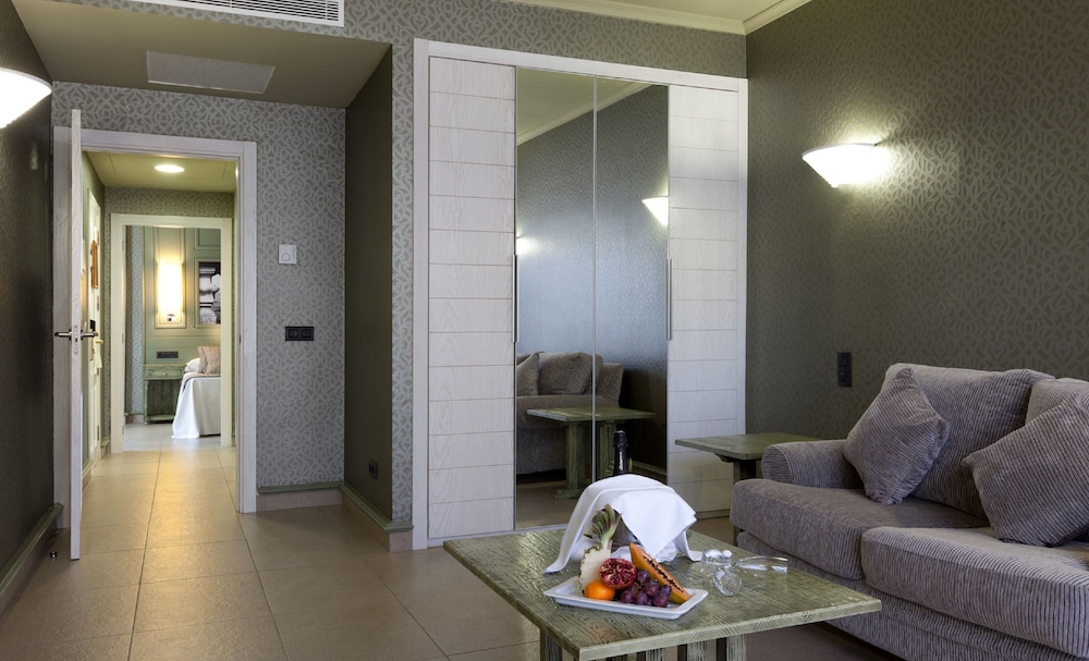 Hotel Colón Guanahaní Adults Only — Hotel rooms in Costa Adeje, Canary Islands