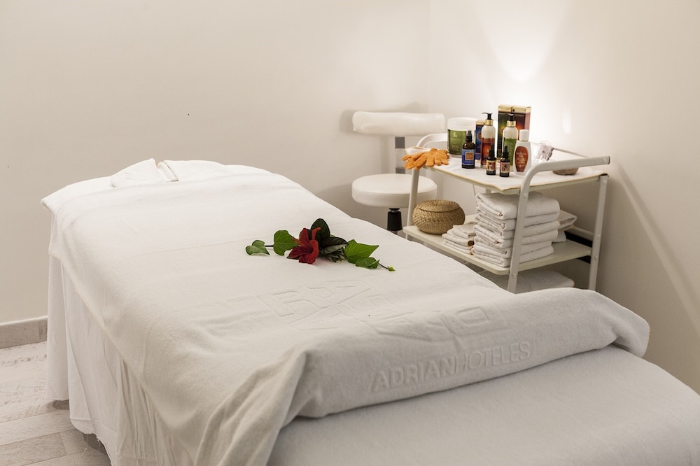 Hotel Colón Guanahaní Adults Only — Spa in Costa Adeje, Canary Islands