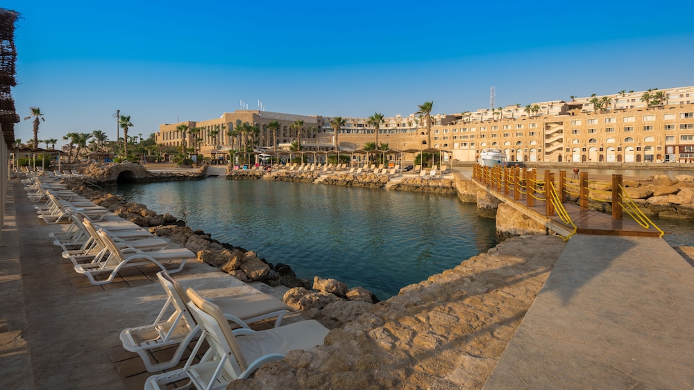 Pickalbatros Citadel Resort Sahl Hasheesh — Beach in Sahl Hasheesh, Red Sea