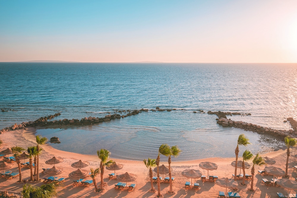 Pickalbatros Citadel Resort Sahl Hasheesh — Beach in Sahl Hasheesh, Red Sea