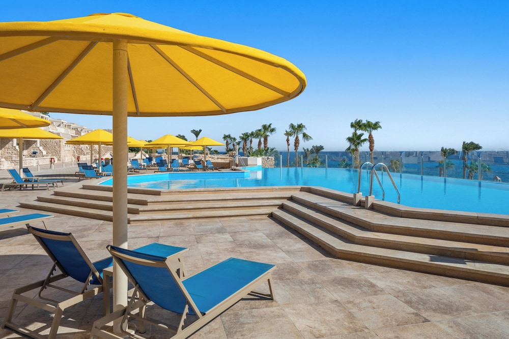 Pickalbatros Citadel Resort Sahl Hasheesh — Swimming pool in Sahl Hasheesh, Red Sea