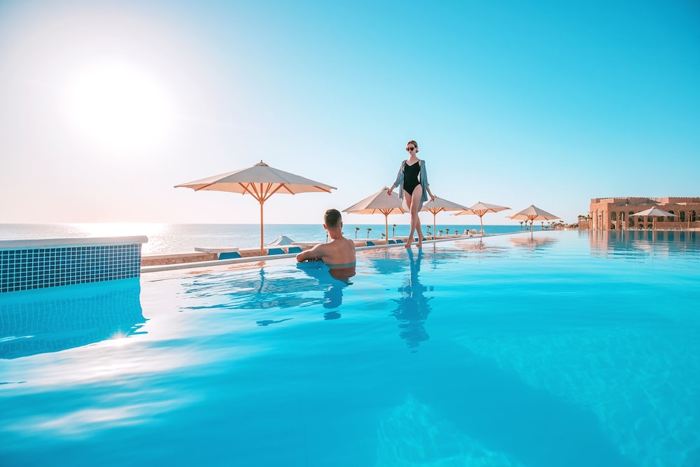 Pickalbatros Citadel Resort Sahl Hasheesh — Swimming pool in Sahl Hasheesh, Red Sea