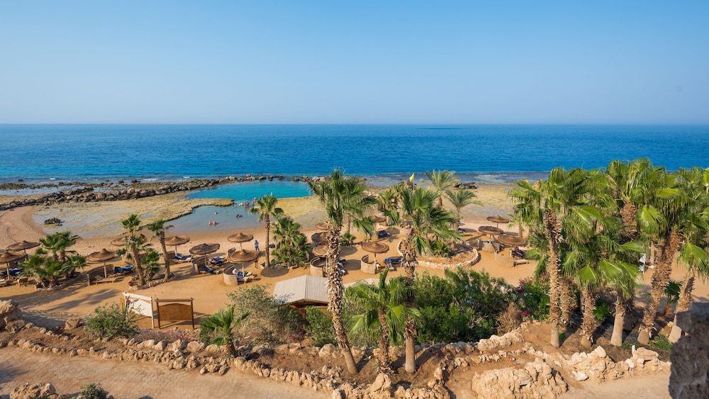 Pickalbatros Citadel Resort Sahl Hasheesh — Beach in Sahl Hasheesh, Red Sea