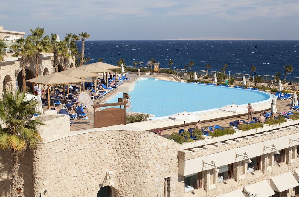 Pickalbatros Citadel Resort Sahl Hasheesh — Swimming pool in Sahl Hasheesh, Red Sea