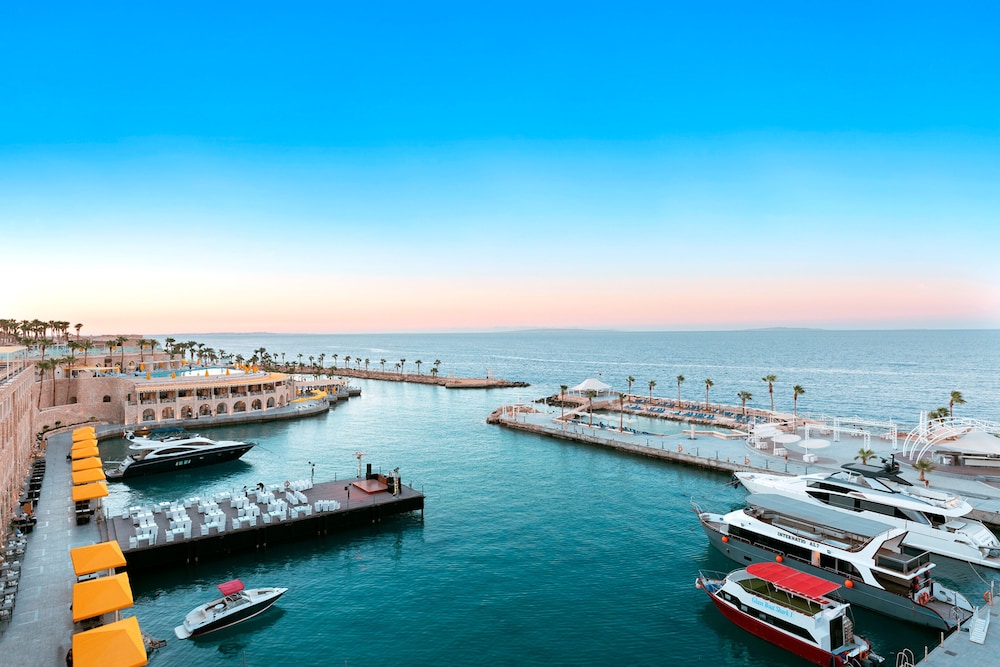 Pickalbatros Citadel Resort Sahl Hasheesh — Attractions in the area in Sahl Hasheesh, Red Sea