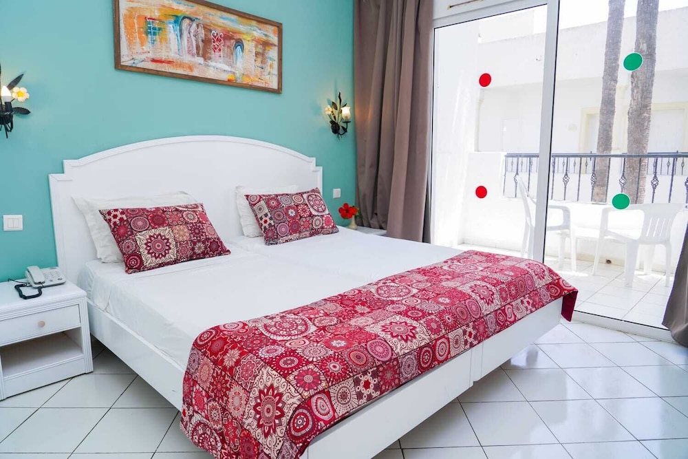 Hotel Nesrine Hammamet — Hotel rooms in Hammamet, Nabeul