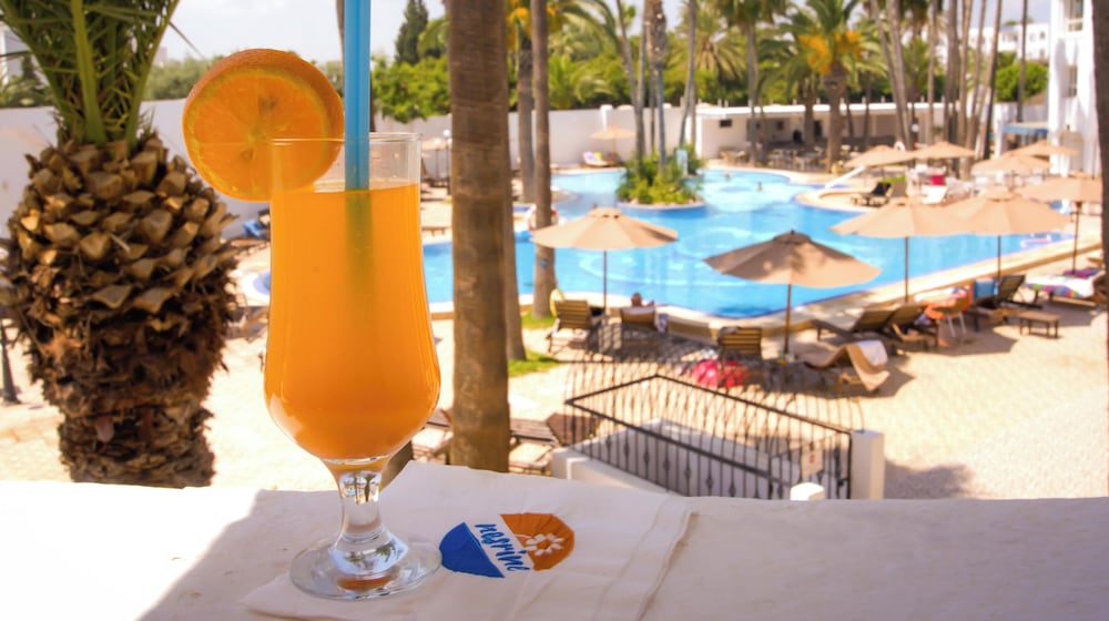Hotel Nesrine Hammamet — Swimming pool in Hammamet, Nabeul