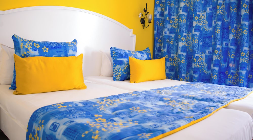 Hotel Nesrine Hammamet — Hotel rooms in Hammamet, Nabeul