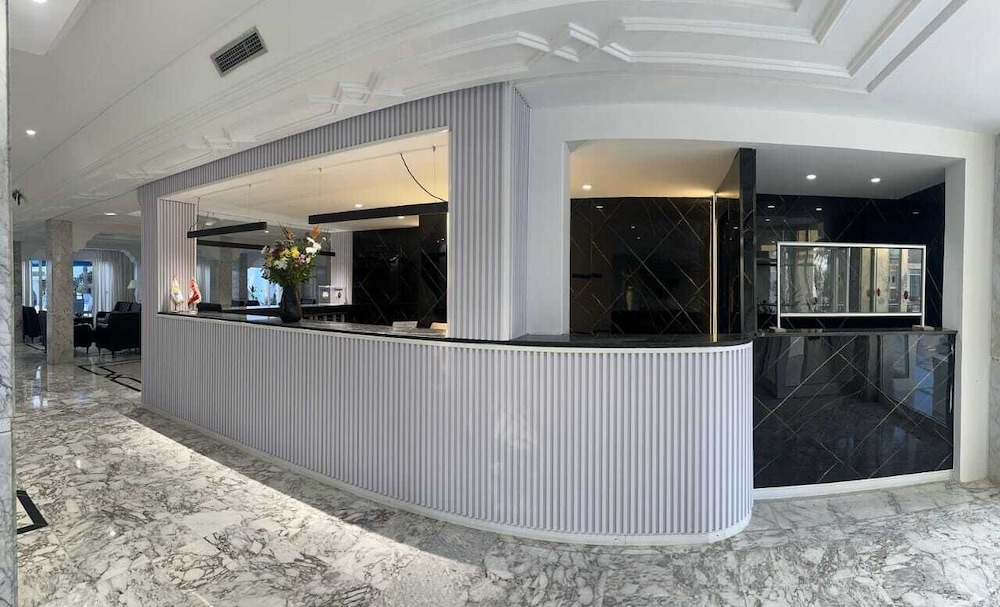 Hotel Nesrine Hammamet — Hotel building in Hammamet, Nabeul
