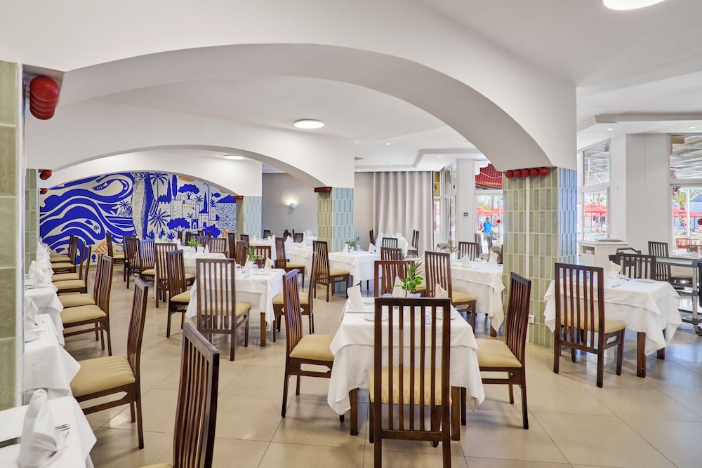Houda Yasmine Marina & SPA — Restaurant & bars in Hammamet, Nabeul