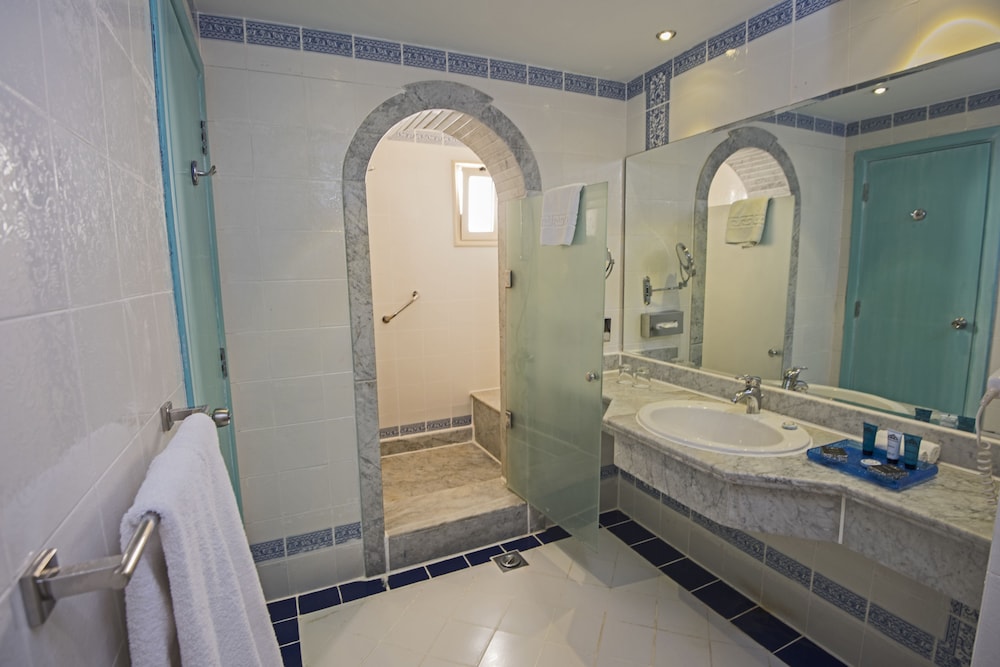 SUNRISE Royal Makadi Resort - All inclusive — Rooms in Makadi Bay, Red Sea