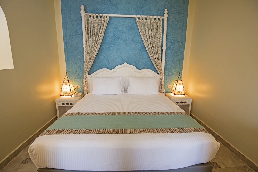 SUNRISE Royal Makadi Resort - All inclusive — Rooms in Makadi Bay, Red Sea