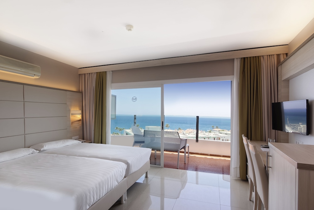 Bull Escorial & Spa — Hotel rooms in Playa del Ingles, Canary Islands