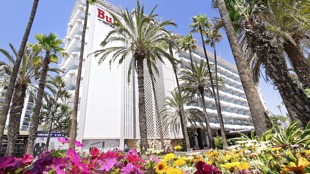 Bull Escorial & Spa — Hotel building in Playa del Ingles, Canary Islands