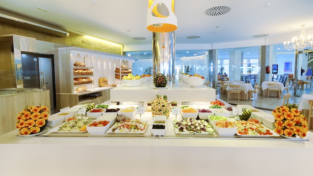 Bull Escorial & Spa — Restaurant & bars in Playa del Ingles, Canary Islands