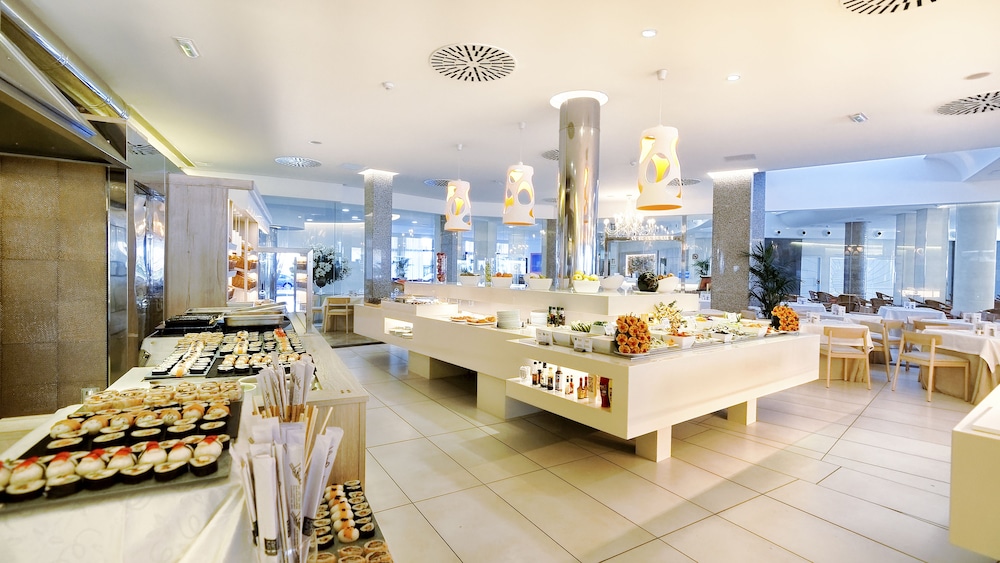 Bull Escorial & Spa — Restaurant & bars in Playa del Ingles, Canary Islands