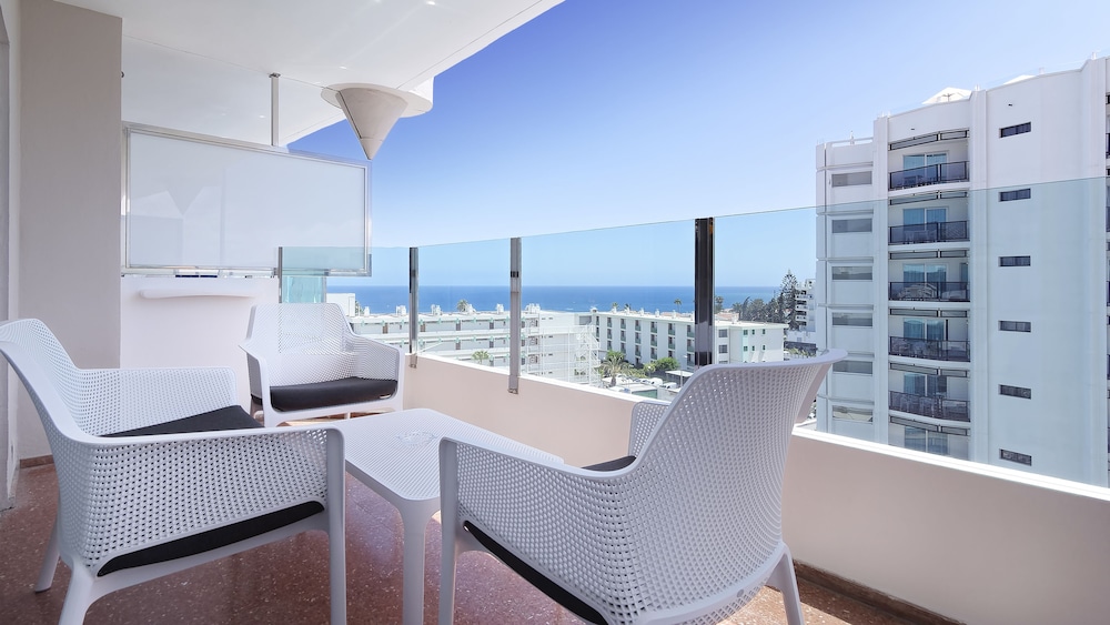 Bull Escorial & Spa — Hotel rooms in Playa del Ingles, Canary Islands
