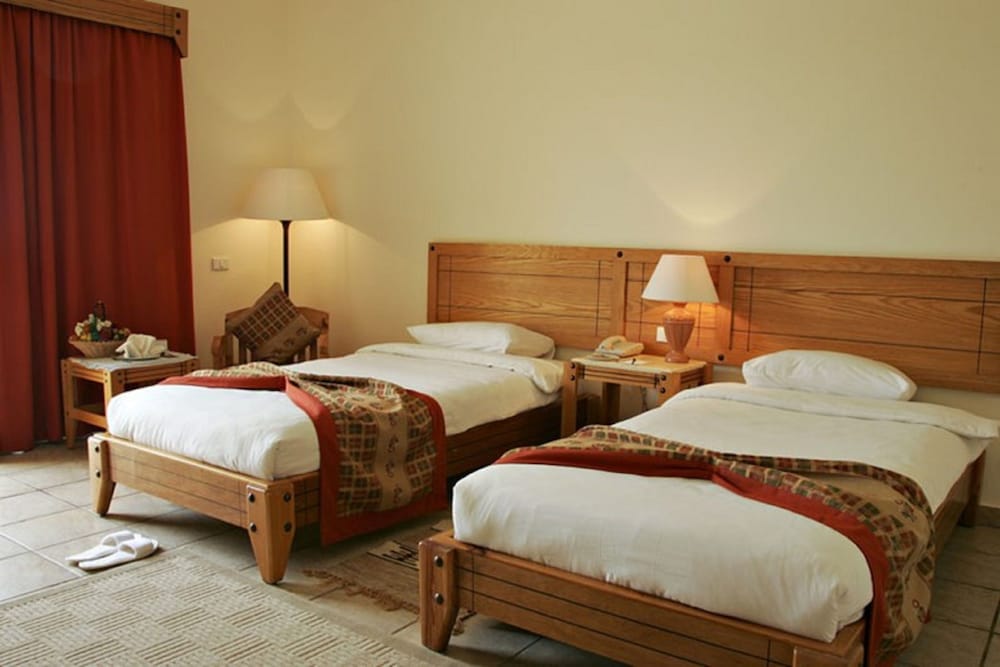 Three Corners Fayrouz Plaza Beach Resort — Hotel rooms in Marsa Alam, Red Sea