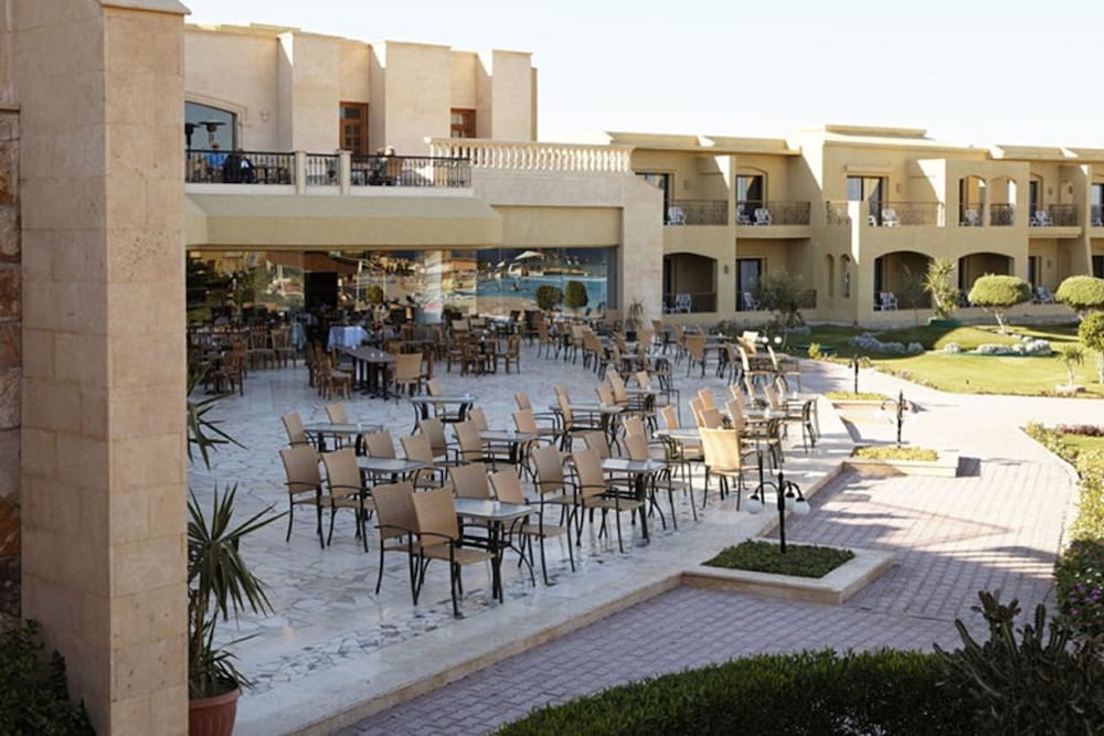 Three Corners Fayrouz Plaza Beach Resort — Restaurant & bars in Marsa Alam, Red Sea