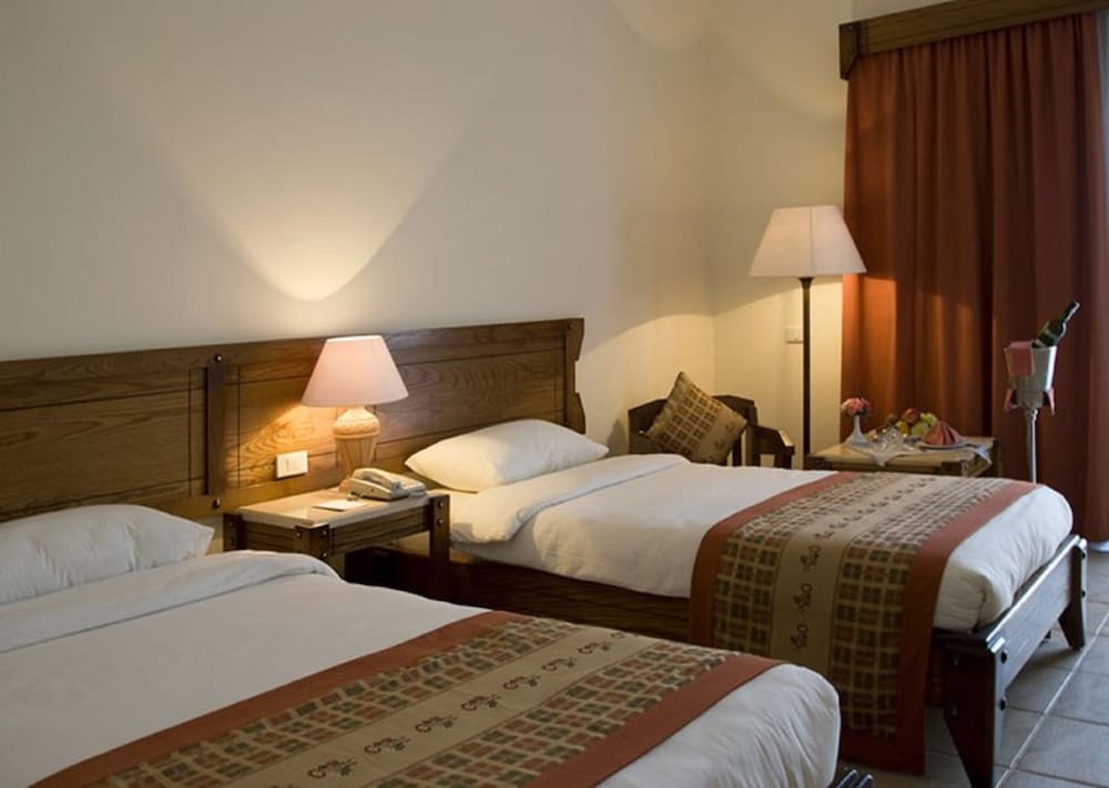 Three Corners Fayrouz Plaza Beach Resort — Hotel rooms in Marsa Alam, Red Sea
