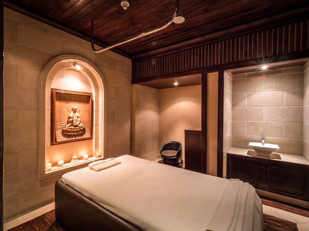The Cascades Golf Resort Spa and Thalasso — Spa in Soma Bay, Red Sea