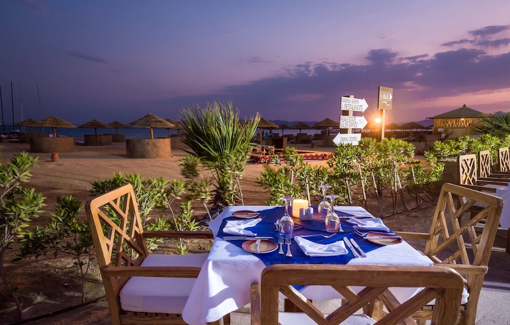 The Cascades Golf Resort Spa and Thalasso — Restaurant & bars in Soma Bay, Red Sea