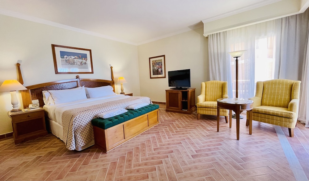 The Cascades Golf Resort Spa and Thalasso — Hotel rooms in Soma Bay, Red Sea