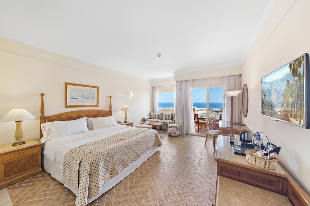 The Cascades Golf Resort Spa and Thalasso — Hotel rooms in Soma Bay, Red Sea