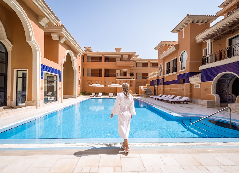 The Cascades Golf Resort Spa and Thalasso — Swimming pool in Soma Bay, Red Sea