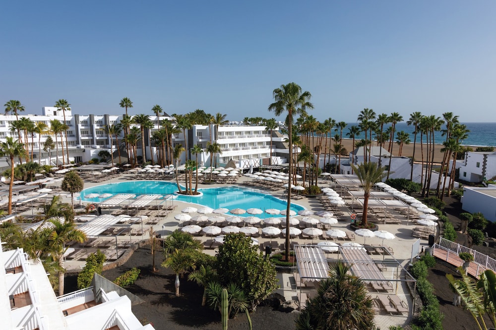 Hotel Riu Paraiso Lanzarote - All Inclusive — Main photo in Puerto del Carmen, Canary Islands