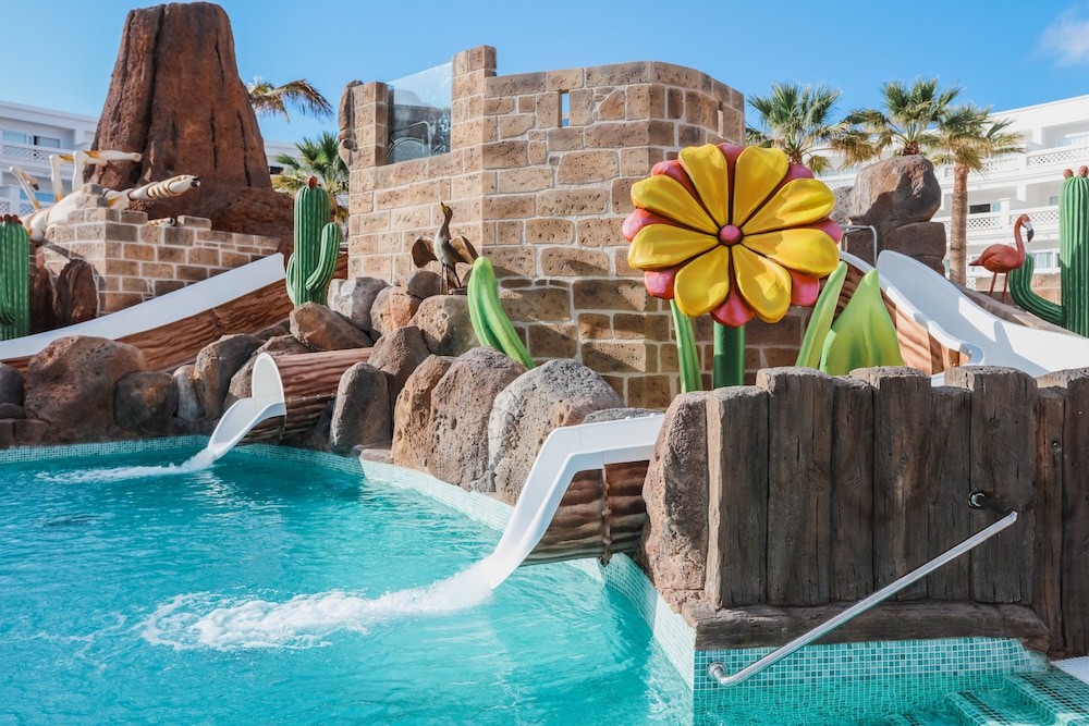 Iberostar Selection Lanzarote Park — Attractions for children in Playa Blanca, Canary Islands