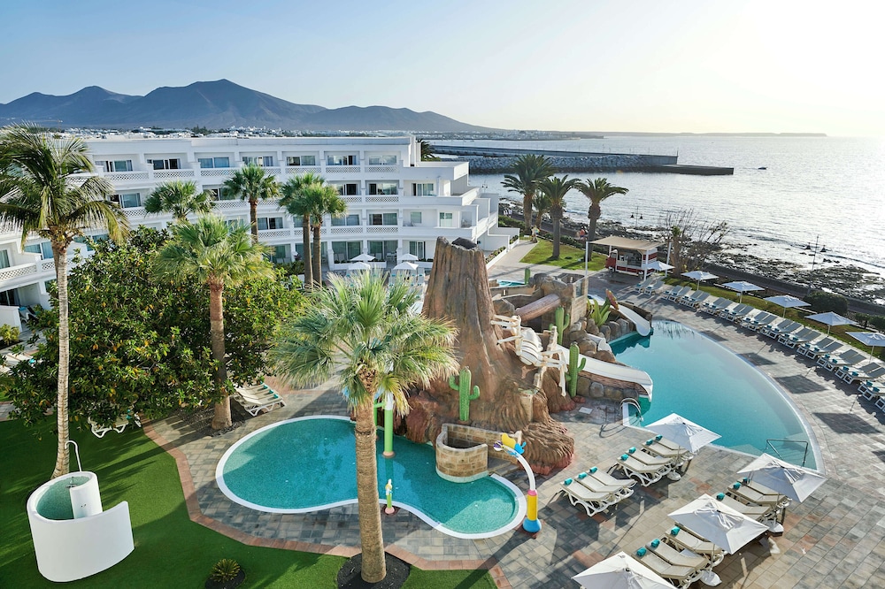 Iberostar Selection Lanzarote Park — Attractions for children in Playa Blanca, Canary Islands