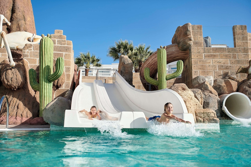 Iberostar Selection Lanzarote Park — Attractions for children in Playa Blanca, Canary Islands