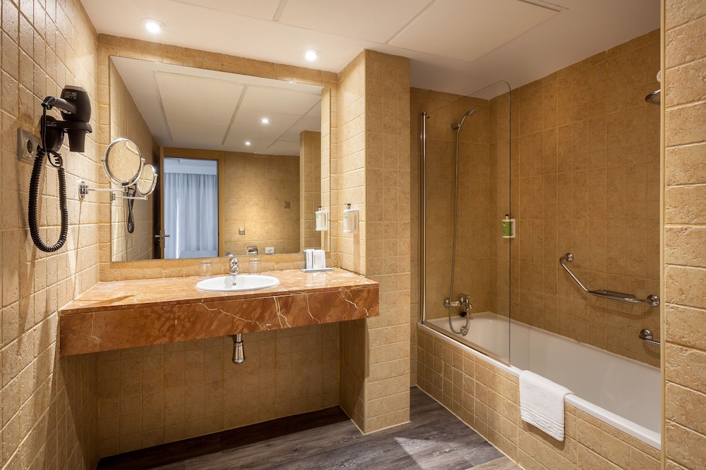 Sol Lanzarote - All Inclusive — Hotel rooms in Puerto del Carmen, Canary Islands