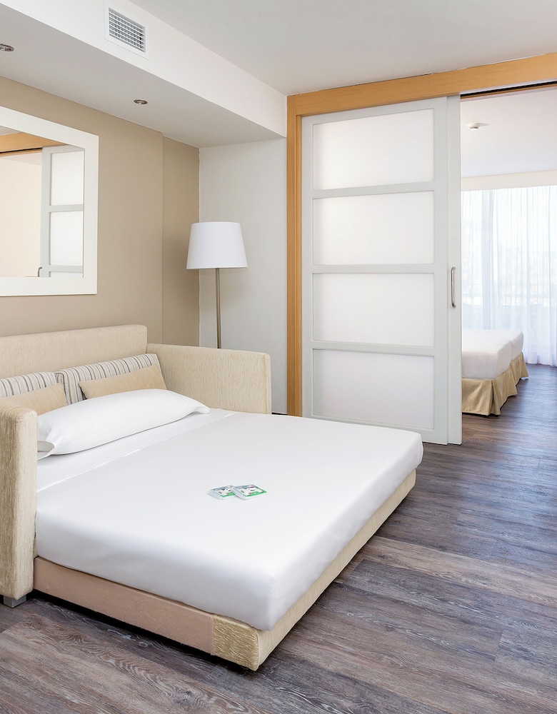 Sol Lanzarote - All Inclusive — Hotel rooms in Puerto del Carmen, Canary Islands