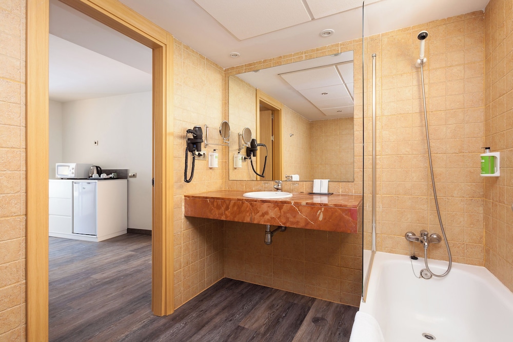 Sol Lanzarote - All Inclusive — Hotel rooms in Puerto del Carmen, Canary Islands