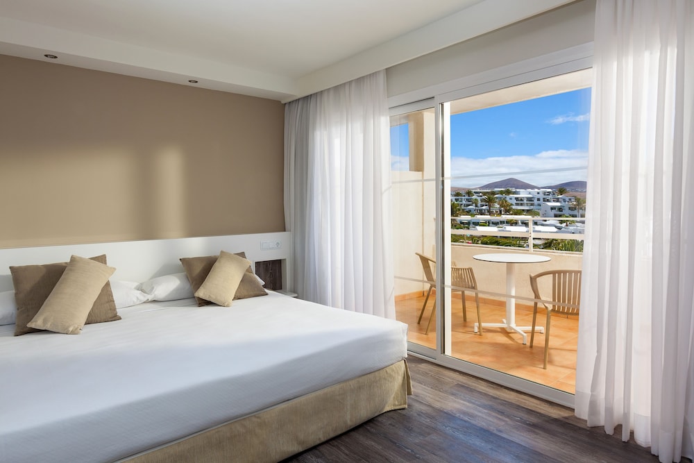 Sol Lanzarote - All Inclusive — Hotel rooms in Puerto del Carmen, Canary Islands