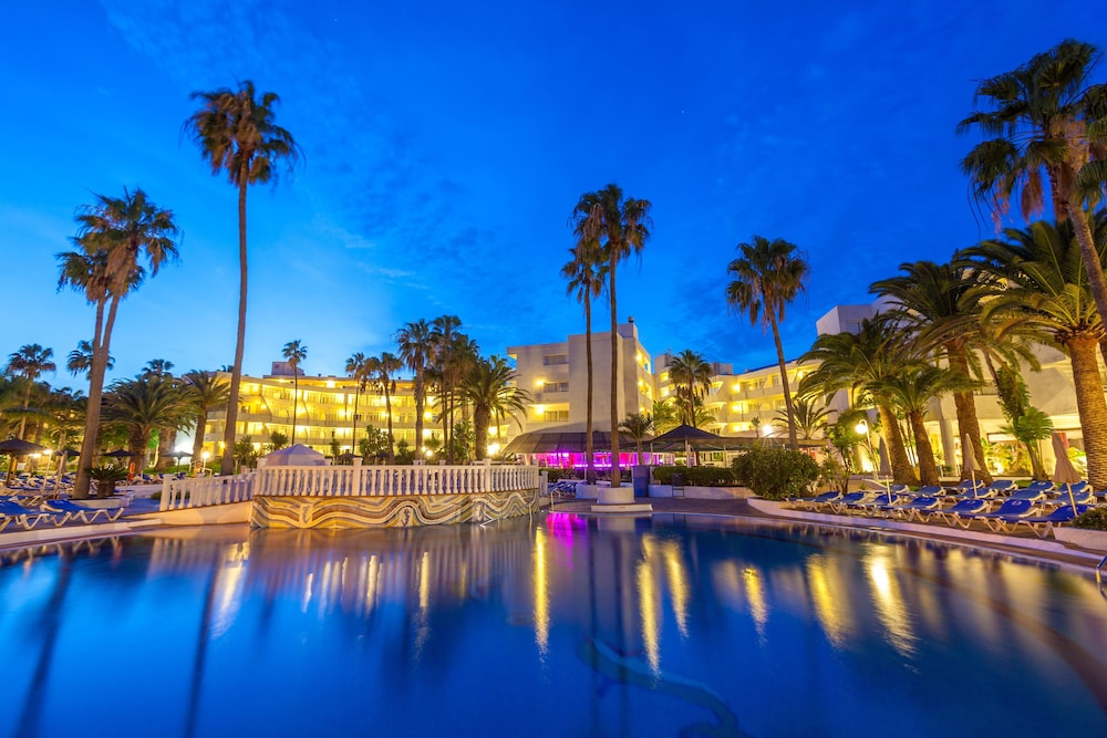 Sol Lanzarote - All Inclusive — Swimming pool in Puerto del Carmen, Canary Islands